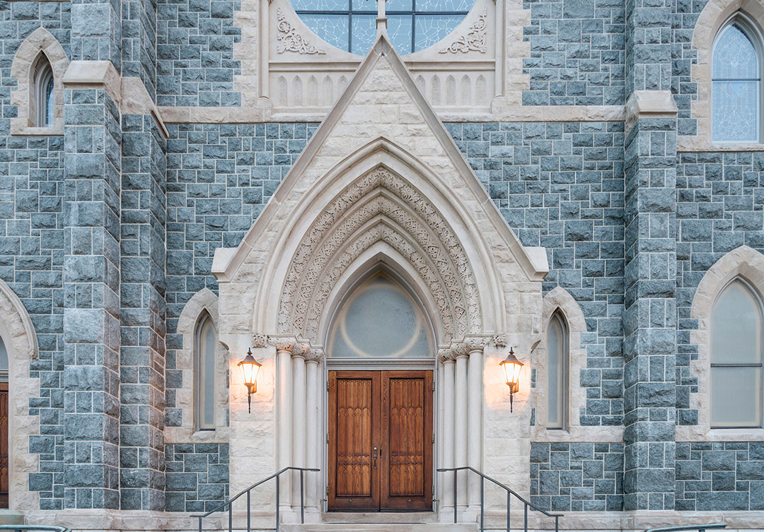 Custom Stonework for Historic Buildings: A Guide to Authentic Restoration